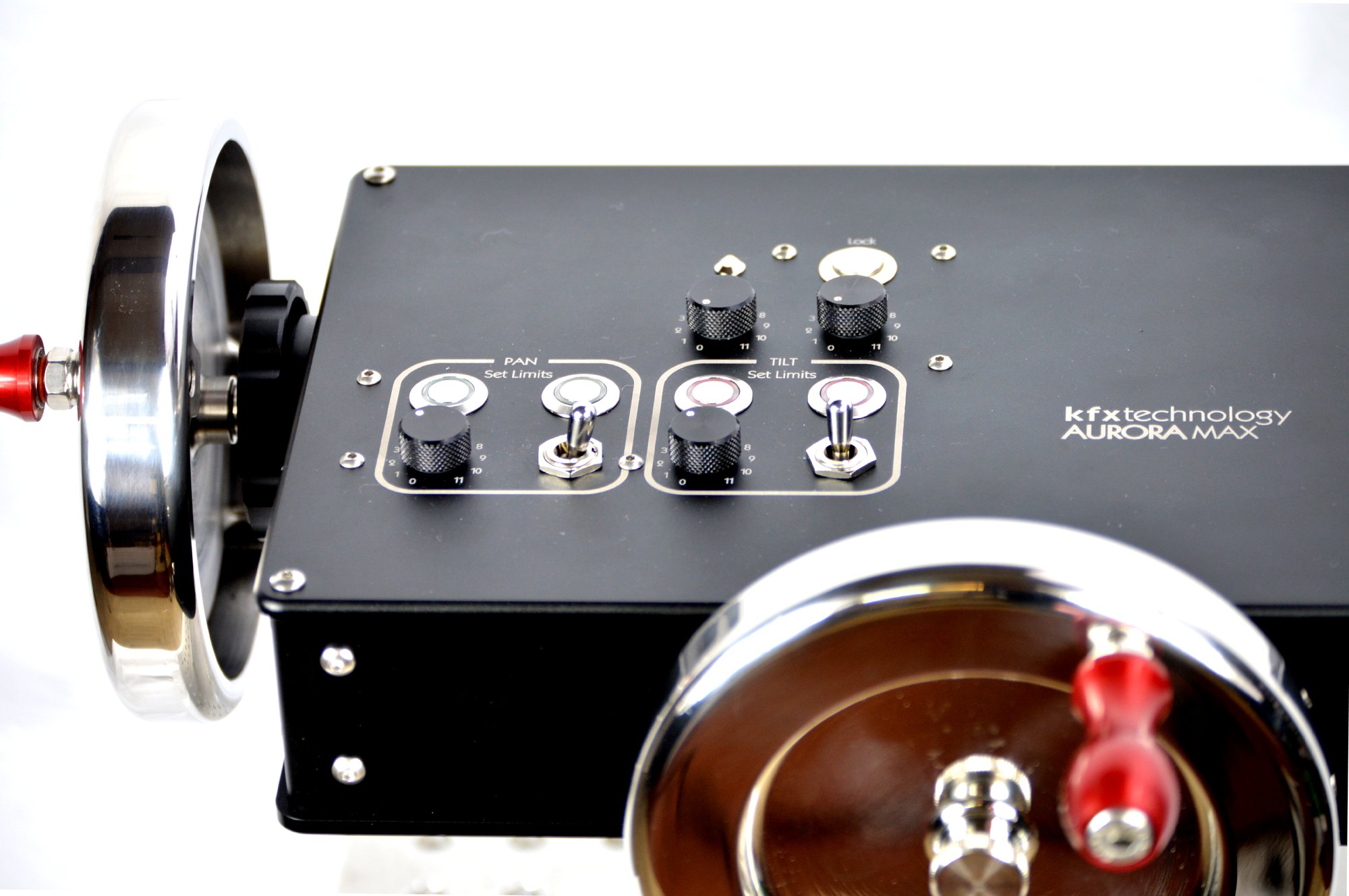 KFX control console with handwheels