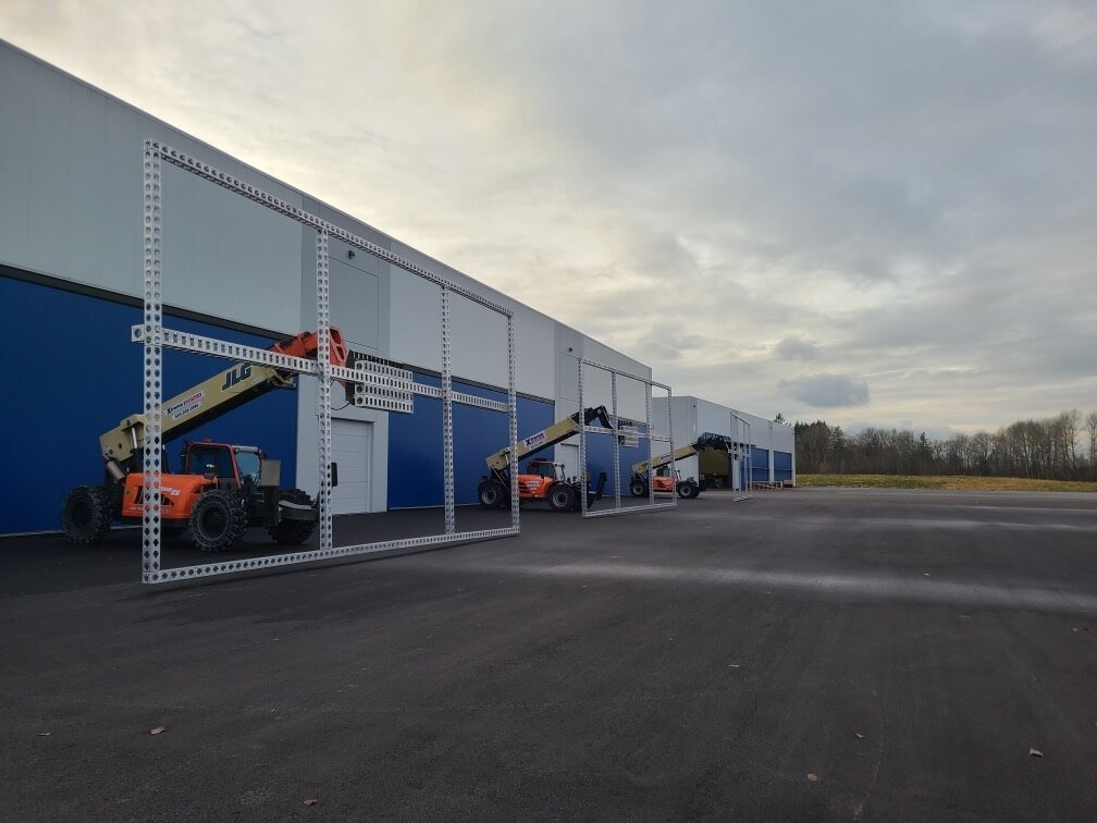 20′ × 40′ Telehandler Frame Package on location