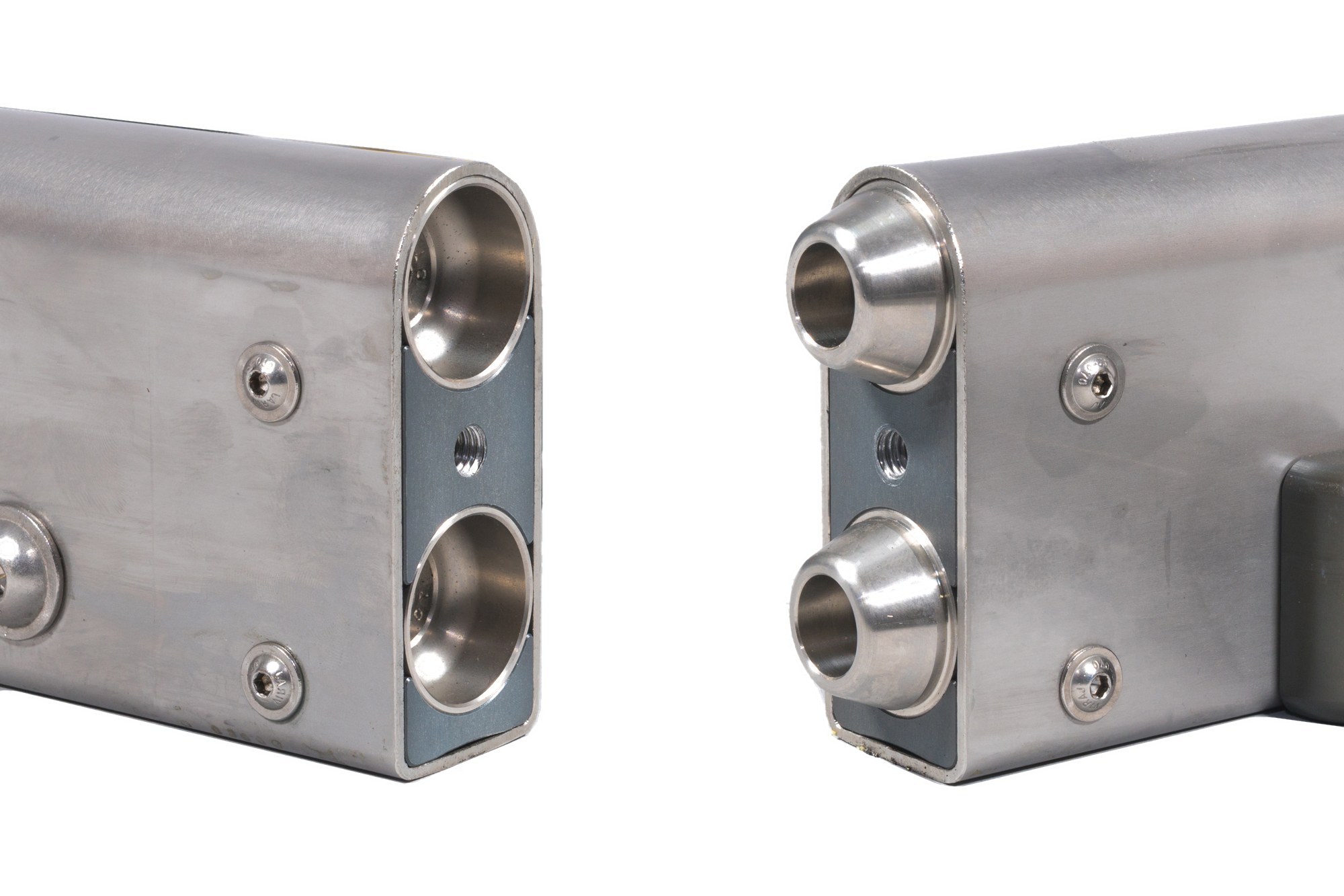 The two end faces of GF-Steel Track: cone joints and their matching seats